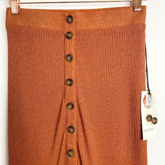 Privacy Please Kayleigh Pull-On Midi Skirt In Rust Metallic NWT Size Medium - Picture 5 of 10